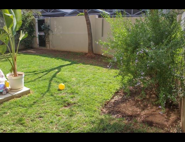 2 BEDROOM PROPERTY TO RENT IN LONEHILL